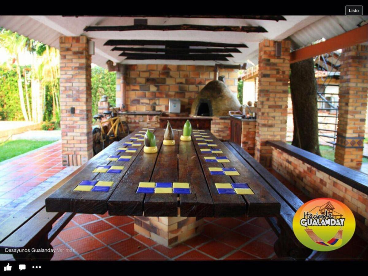 Hotel Hacienda Gualanday Апиай Экстерьер фото